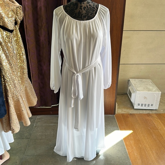 Buenos Ninos | Dresses | Buenos Ninos White Maxi Dress | Poshmark